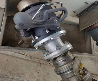 ?零滴漏油气回收接头